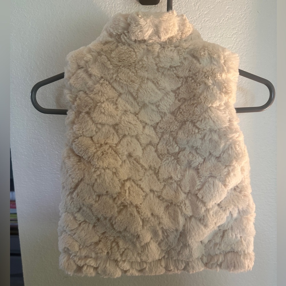 Cream fuzzy soft winter vest